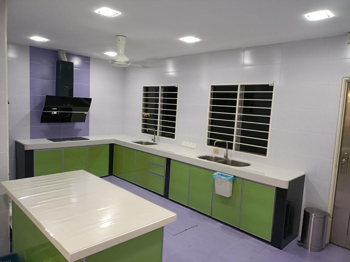 Entire Residential Home•Jia Residences Bkt Serdang沙登温暖的家 Seri Kembangan Esterno foto
