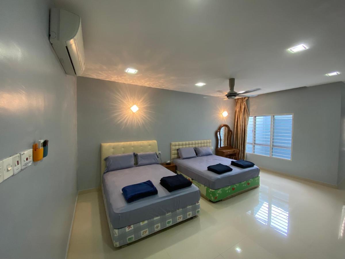 Entire Residential Home•Jia Residences Bkt Serdang沙登温暖的家 Seri Kembangan Esterno foto