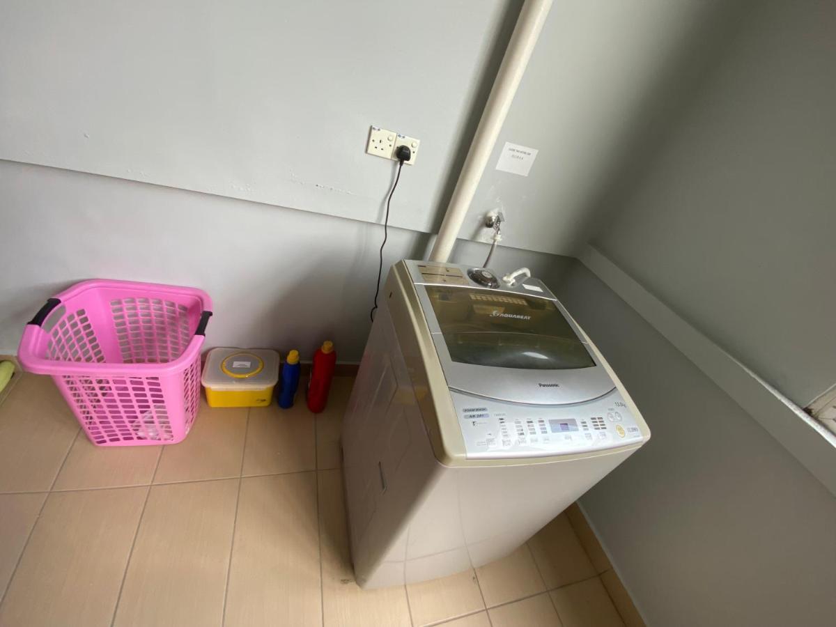 Entire Residential Home•Jia Residences Bkt Serdang沙登温暖的家 Seri Kembangan Esterno foto
