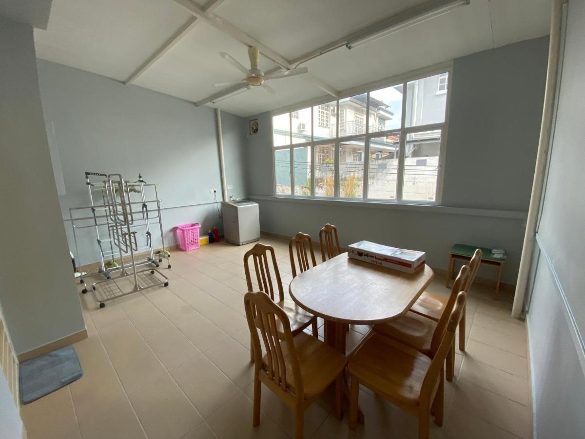 Entire Residential Home•Jia Residences Bkt Serdang沙登温暖的家 Seri Kembangan Esterno foto