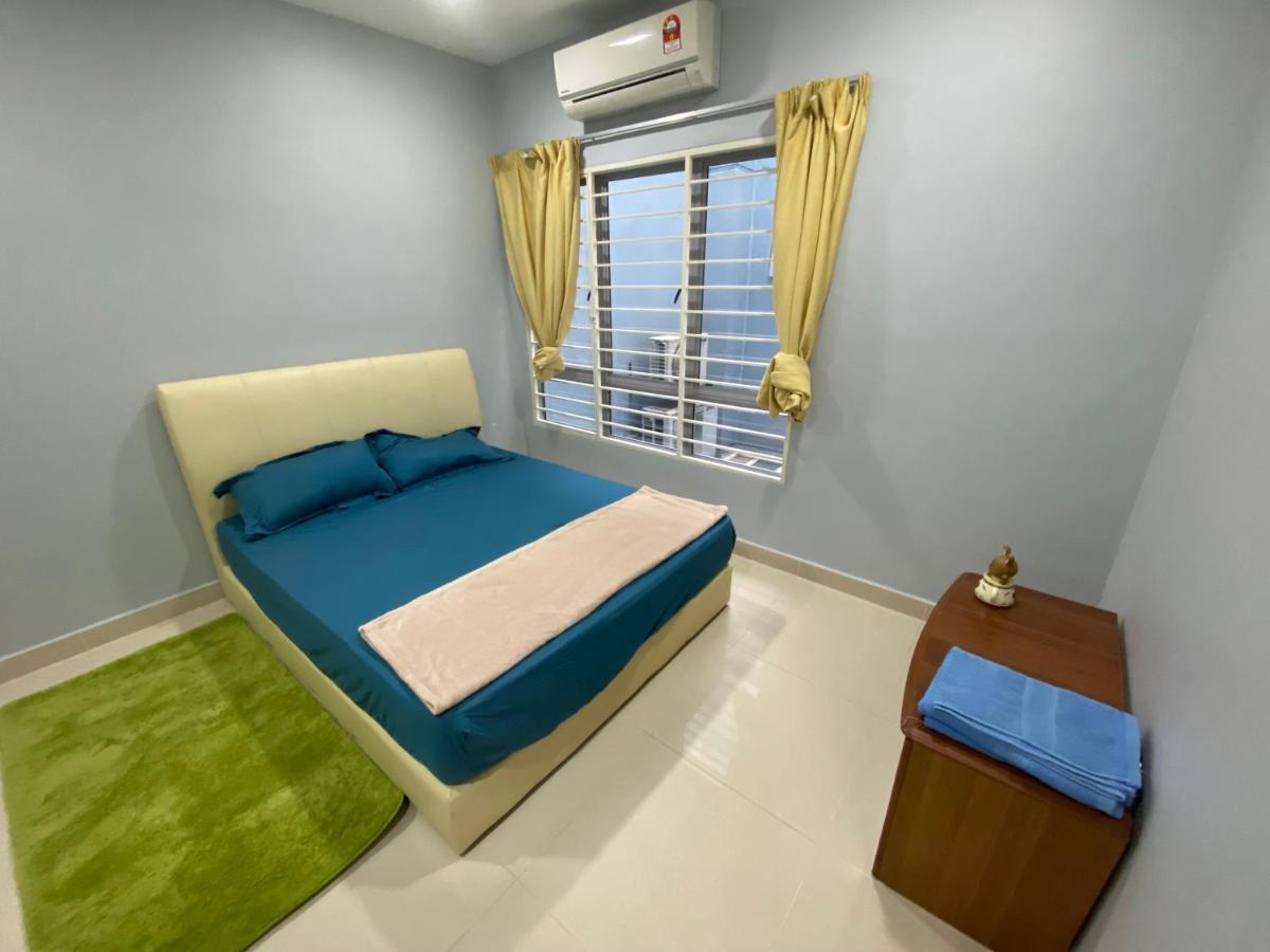 Entire Residential Home•Jia Residences Bkt Serdang沙登温暖的家 Seri Kembangan Esterno foto