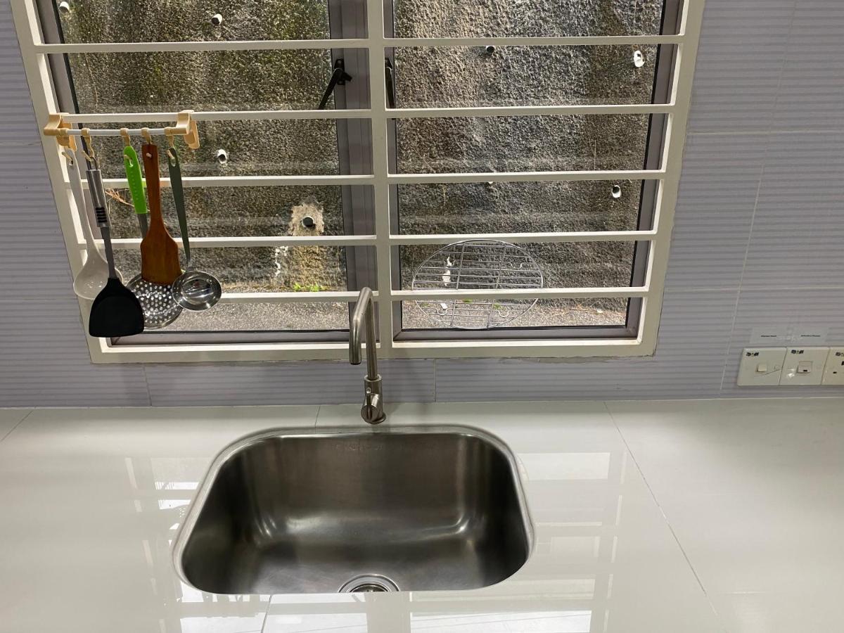 Entire Residential Home•Jia Residences Bkt Serdang沙登温暖的家 Seri Kembangan Esterno foto