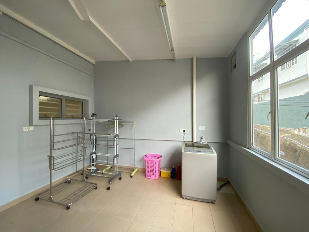 Entire Residential Home•Jia Residences Bkt Serdang沙登温暖的家 Seri Kembangan Esterno foto